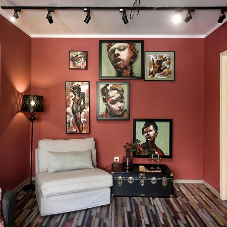 Downtown Oasis: Central Apartments With Cozy Charm Βουκουρέστι Εξωτερικό φωτογραφία