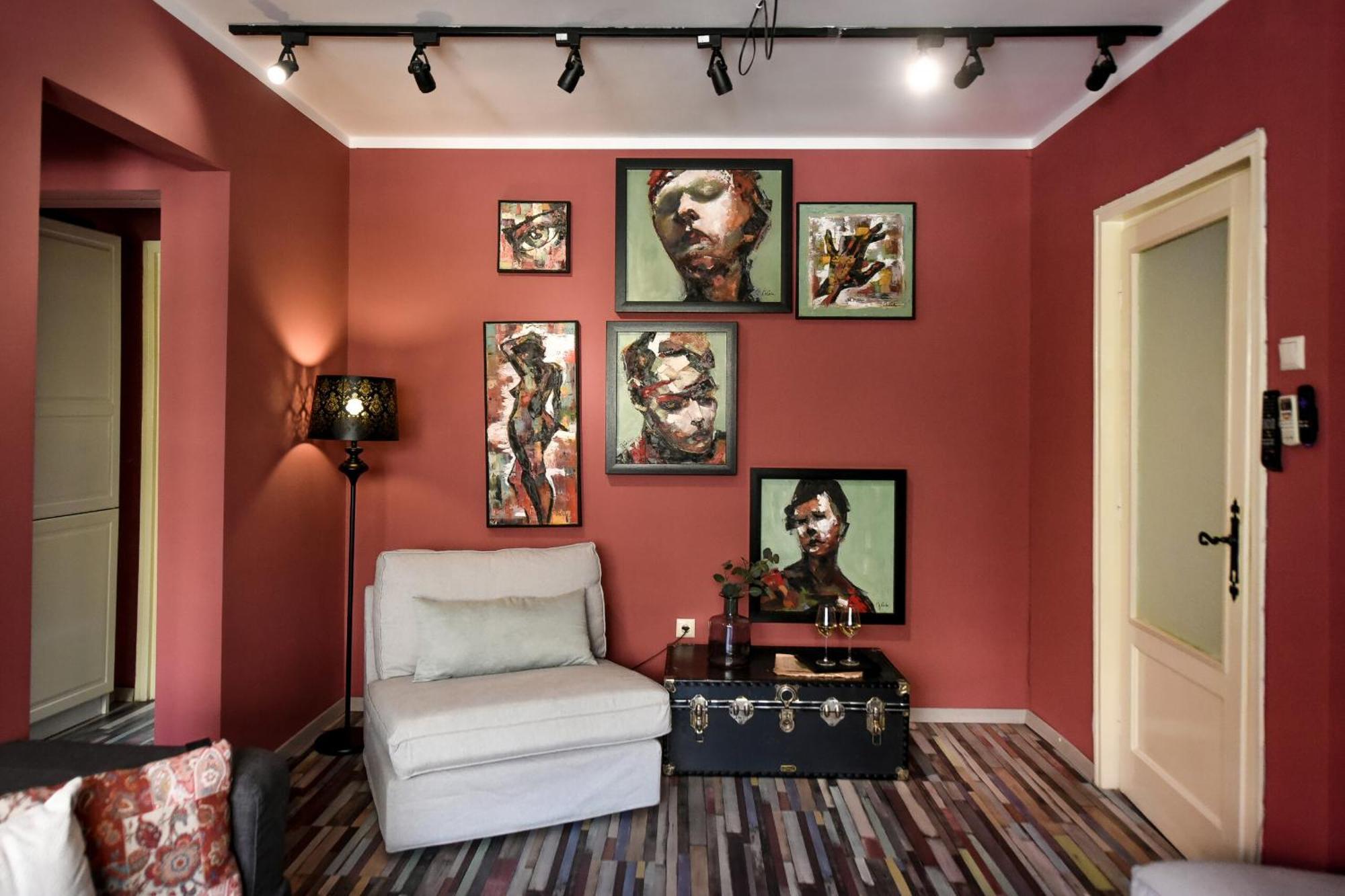 Downtown Oasis: Central Apartments With Cozy Charm Βουκουρέστι Εξωτερικό φωτογραφία