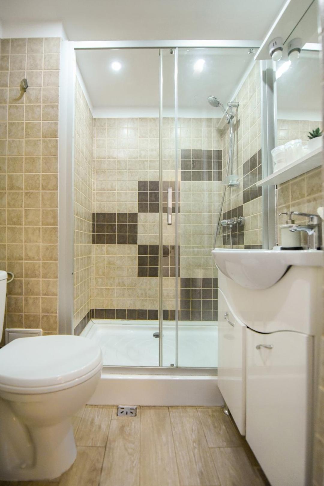 Downtown Oasis: Central Apartments With Cozy Charm Βουκουρέστι Δωμάτιο φωτογραφία